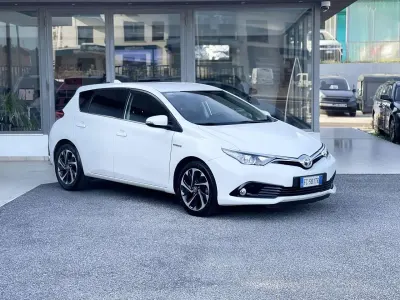 Usata Toyota Auris Hybrid