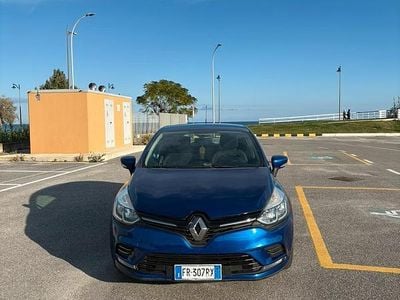 Usata Renault Clio IV 90 CV (66 kW) 2018 Blu Berlina