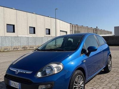 Usata Fiat Grande Punto S 69 CV (50 kW) 2011 Blu Utilitaria