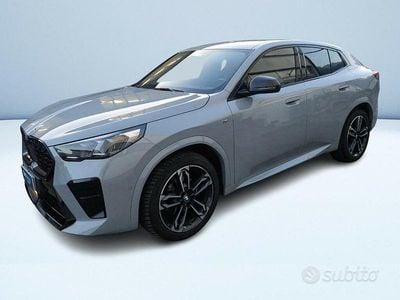 Begagnad BMW X2 Luxury Line 150 HK (110 kW) 2024 Grå SUV