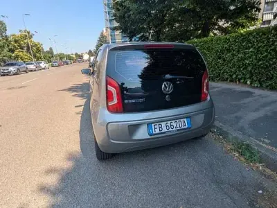 Usata VW up! Move 68 CV (50 kW) 2015 Utilitaria