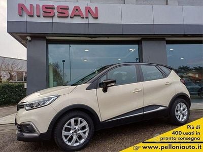 Usata Renault Captur 90 CV (66 kW) 2015 Beige SUV