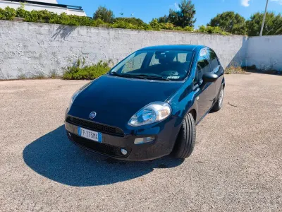 Occasion Fiat Punto S 95 ch (69 kW) 2018 Bleue Citadine