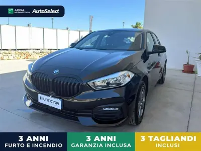 Usata BMW 116 Advantage 116 CV (85 kW) 2022 Nero / black Utilitaria