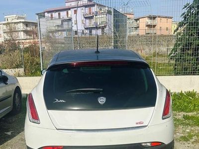 Gebraucht Lancia Delta 105 PS (77 kW) 2009 Weiß Kleinwagen