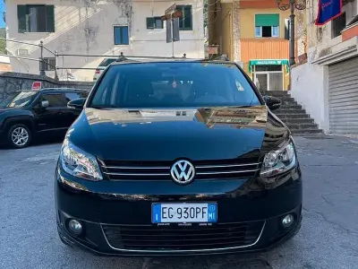 Usata VW Touran 105 CV (77 kW) 2012 Nero Monovolume