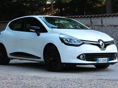 Usata Renault Clio IV 72 CV (52 kW) 2013 Giallo Berlina