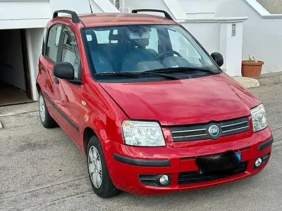 Usata Fiat Panda 2005 Rosso Utilitaria