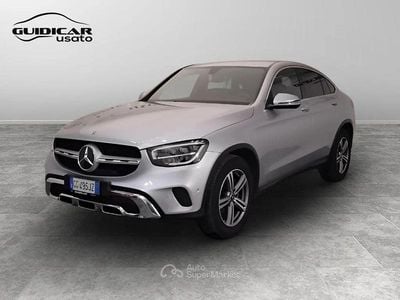 Usata Mercedes GLC200 163 CV (119 kW) 2021 Argento SUV
