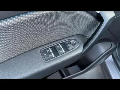 Usata Renault Captur Techno 91 CV (66 kW) 2025 Grigio scuro SUV