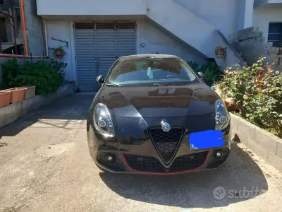 Usata Alfa Romeo Giulietta Sprint 120 CV (88 kW) 2020 Nero Utilitaria