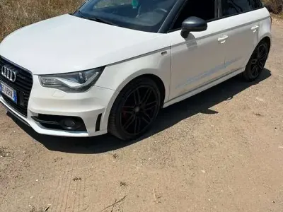 Usata Audi A1 Sportback S-Line 90 CV (66 kW) 2014 Utilitaria