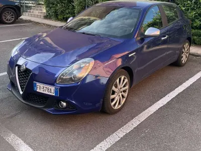 Usata Alfa Romeo Giulietta Super 120 CV (88 kW) 2018 Utilitaria