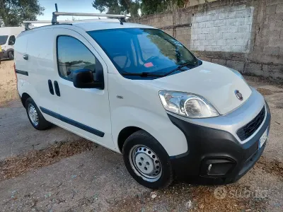 Usata Fiat Fiorino 80 CV (58 kW) 2018 Bianco Monovolume