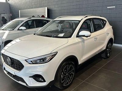 Usata MG ZS Luxury 111 CV (81 kW) 2024 Bianco SUV