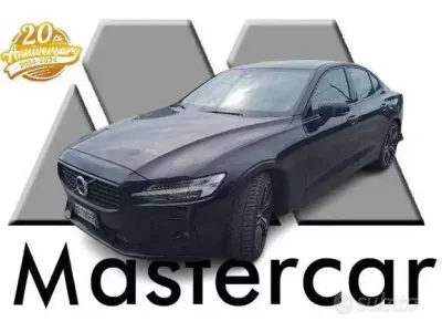 Usata Volvo S60 R-Design 163 CV (119 kW) 2022 Nero Berlina