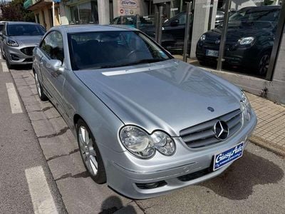 Occasion Mercedes CLK220 150 ch (110 kW) 2004 Gris Coupé