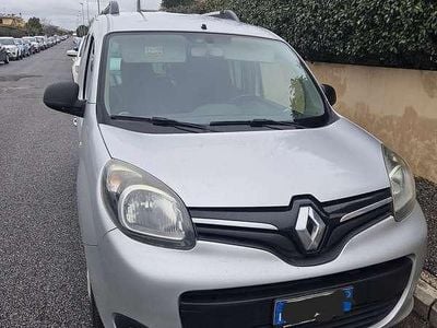 Usata Renault Kangoo Privilege 90 CV (66 kW) 2014 Monovolume