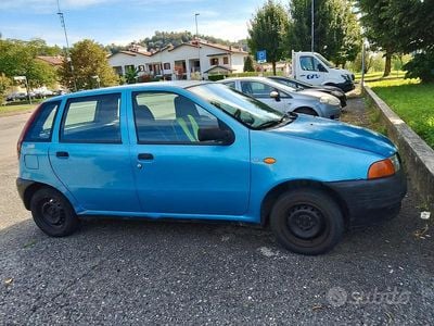 Usata Fiat Punto 60 CV (44 kW) 1999 Blu Utilitaria