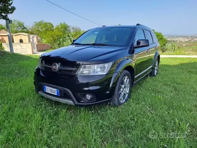 Usata Fiat Freemont 170 CV (125 kW) 2013 Nero SUV