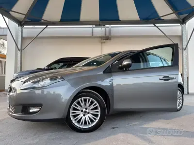 Usata Fiat Bravo Dynamic 120 CV (88 kW) 2010 Grigio Utilitaria