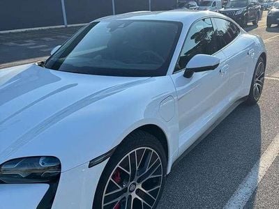 Usata Porsche Taycan Sport Turismo 139 kW (190 CV) 2022 Bianco Berlina