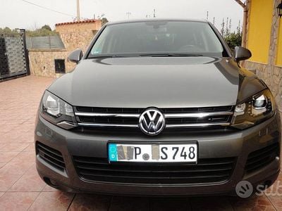 Usata VW Touareg 245 CV (180 kW) 2014 Grigio SUV