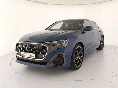 Usata Audi Q8 S-Line 286 CV (210 kW) 2024 Blu ascari metallizzato SUV