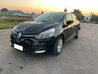 Usata Renault Clio IV Intens 90 CV (66 kW) 2019 Nero Berlina