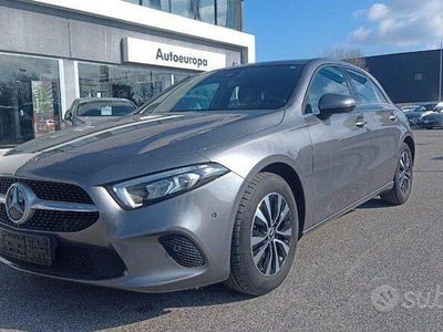 Usata Mercedes A200 Business 150 CV (110 kW) 2021 Grigio scuro Berlina