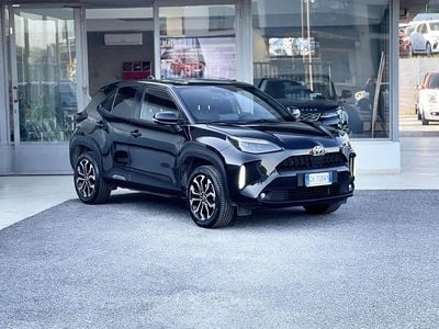 Usata Toyota Yaris Hybrid 92 CV (67 kW) 2022 Nero Monovolume