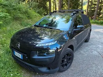 Usata Citroën C4 Cactus 99 CV (72 kW) 2016 Nero Utilitaria
