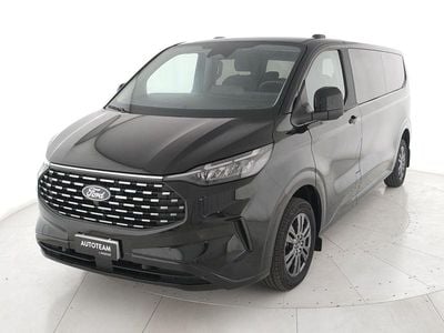 Usata Ford Tourneo Custom Titanium 136 CV (100 kW) 2024 Nero Furgone