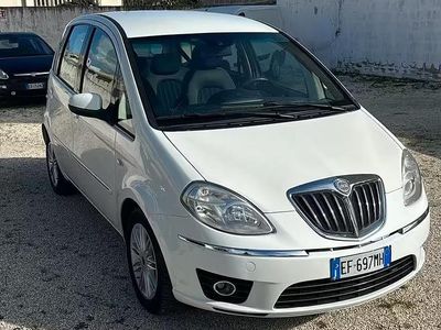 Usata Lancia Musa 95 CV (69 kW) 2011 Bianco Monovolume