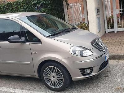 Usata Lancia Musa Gold 77 CV (56 kW) 2012 Monovolume