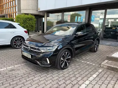 Usata VW T-Roc R-line 150 CV (110 kW) 2022 Nero SUV