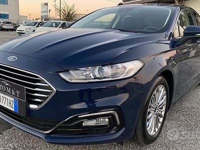 Usata Ford Mondeo Business Edition 187 CV (137 kW) 2021 Blu Berlina
