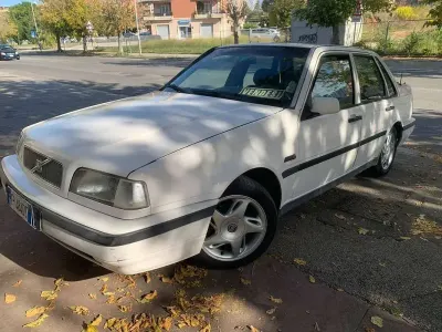 Usata Volvo 460 90 CV (66 kW) 1996 Bianco Berlina
