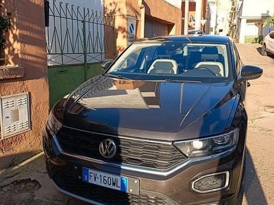 Usata VW T-Roc Advance 116 CV (85 kW) 2019 Marrone SUV