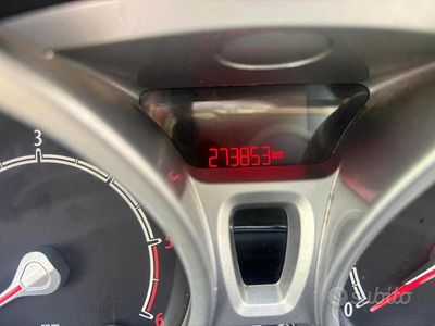 Usata Ford Fiesta 68 CV (50 kW) 2008 Nero Utilitaria