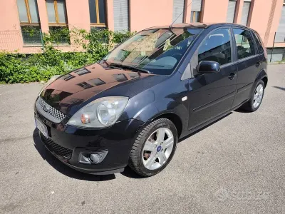 Occasion Ford Fiesta 75 PK (55 kW) 2008 Zwart Hatchback