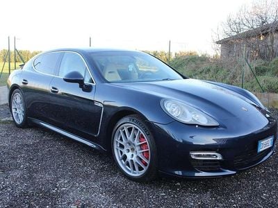 Usata Porsche Panamera Turbo 500 CV (367 kW) 2009 Yachting blue metallic Berlina