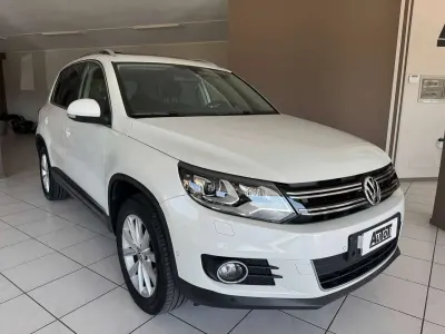 Usata VW Tiguan Sportline 140 CV (102 kW) 2014 Bianco SUV