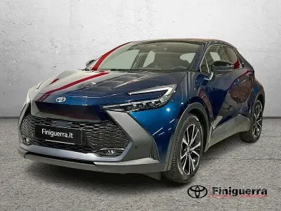 Usata Toyota C-HR Trend 140 CV (102 kW) 2024 Blu SUV