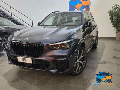Usata BMW X5 M Sport 286 CV (210 kW) 2022 Blu/azzurro SUV