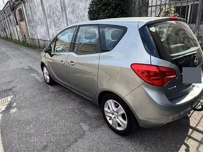 Usata Opel Meriva 95 CV (69 kW) 2014 Grigio Monovolume