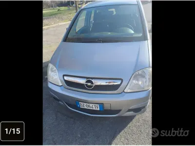 Usata Opel Meriva 90 CV (66 kW) 2009 Grigio Monovolume