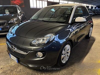 Usata Opel Adam Rocks 69 CV (50 kW) 2019 Gray Utilitaria