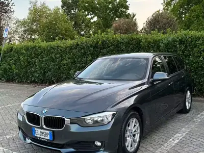 Usata BMW 318 143 CV (105 kW) 2013 Nero Station wagon