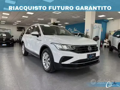 Usata VW Tiguan Life 150 CV (110 kW) 2023 Bianco SUV